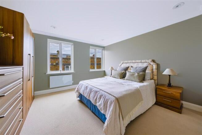 Clapham High Street, SW4 photo 4