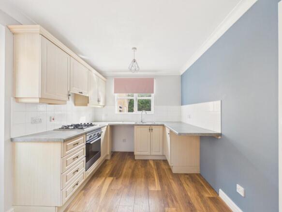 3 bed Detached for sale Image 7