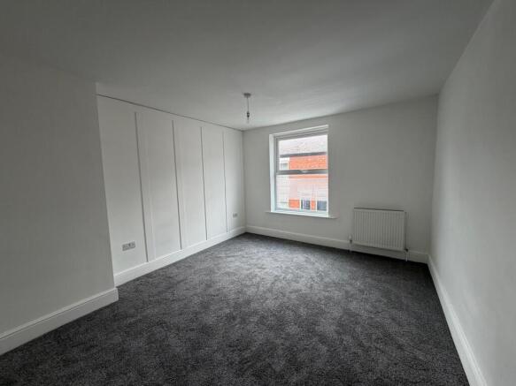 3 bed Terraced for sale Image 8