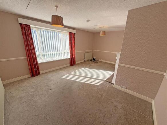 Living room A2.jpg