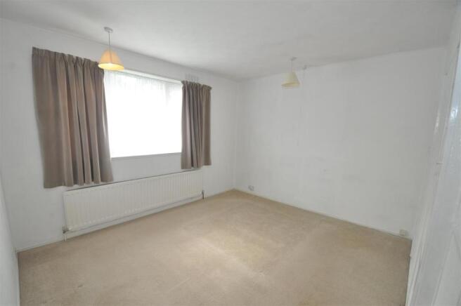 Bedroom (Front)