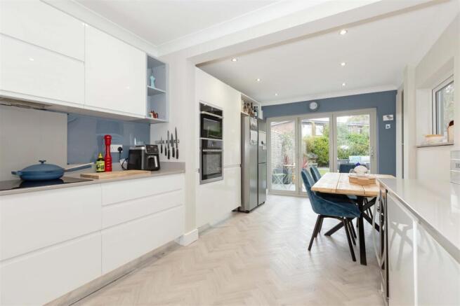 Eastcourt Rd_10.jpg