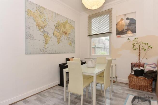 239 Westferry Road (4).JPG