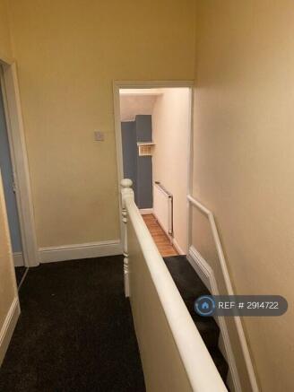 3 bed Terraced to rent Image 12