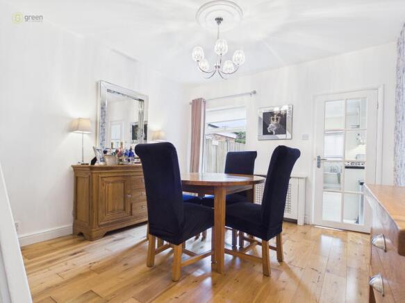 cam01332g0pr0661still005