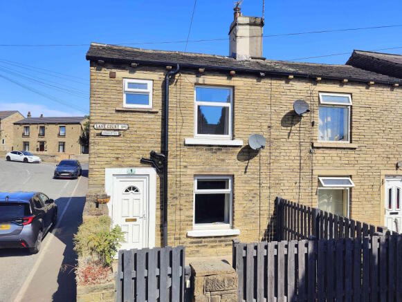 2 bed End of Terrace to rent in brighouse