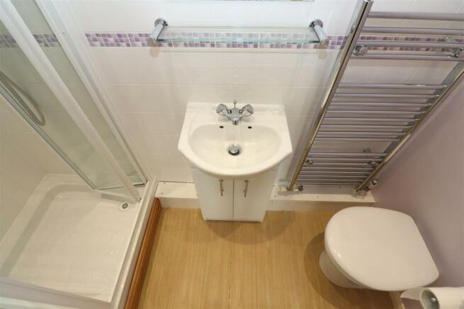 En-suite Shower Room / WC