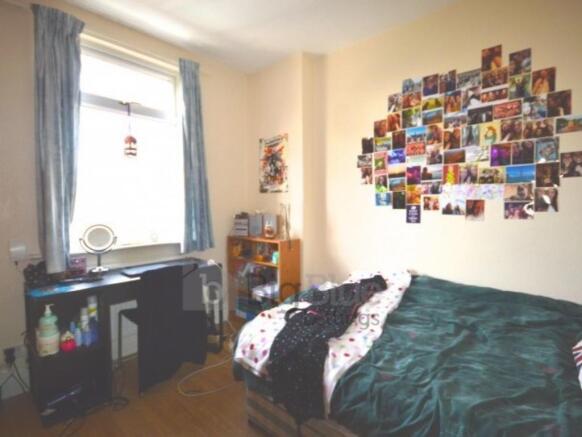 5 bed House Share to rent Image 7
