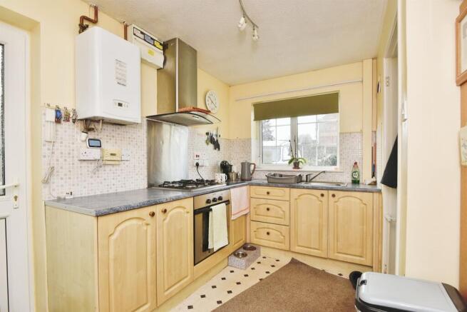 Kitchen: