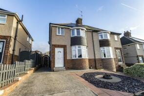 70, Brearley Avenue, New Whittington S43 2DY