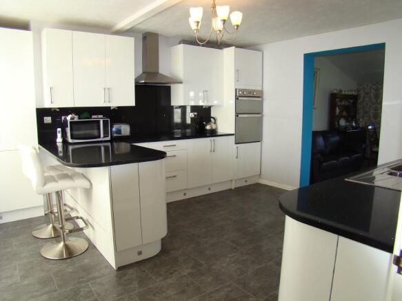 Re-Fitted Kitchen