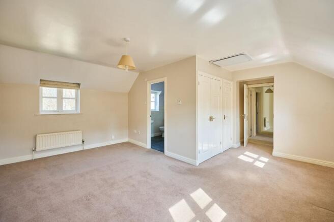 Principal Bedroom & Ensuite