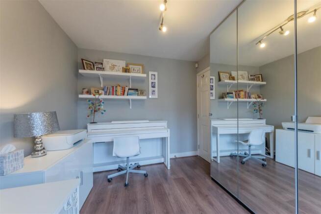 22 Huntsfield Road-005.JPG