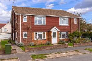 3, Steyning House, Middle Road, Lancing BN15 9JF