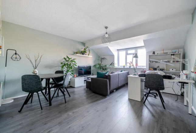 1418227-18-699ec9...