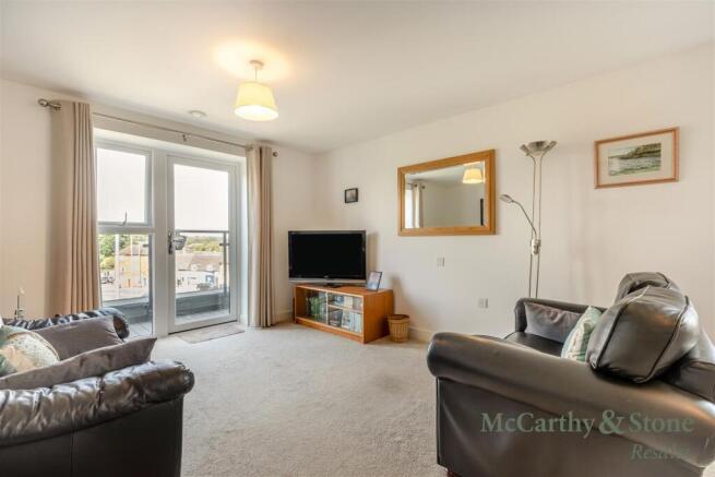 8700654-interior15.jpg