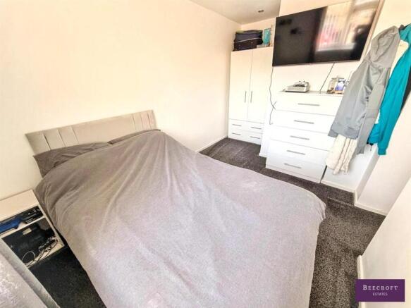 2 bed Detached for sale Image 10