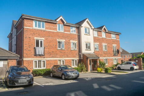 Blackthorn Drive, Huddersfield, HD3