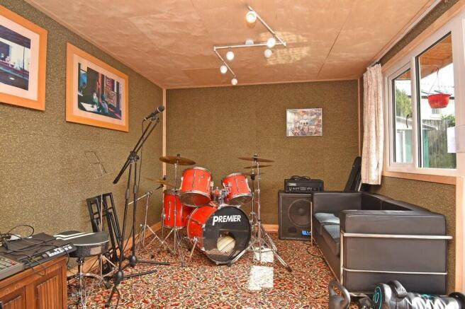 Photo 13