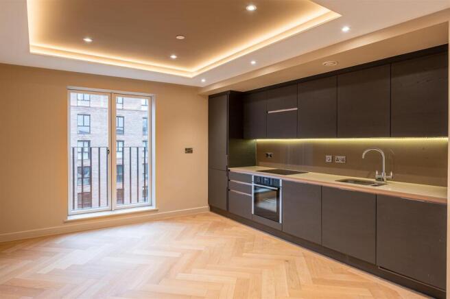 2 bed Apartment for sale Image 5