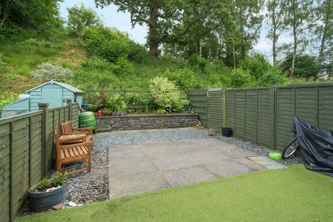 Rear Patio Garden