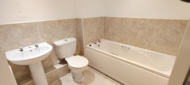 2 bed Apartment for sale Image 9