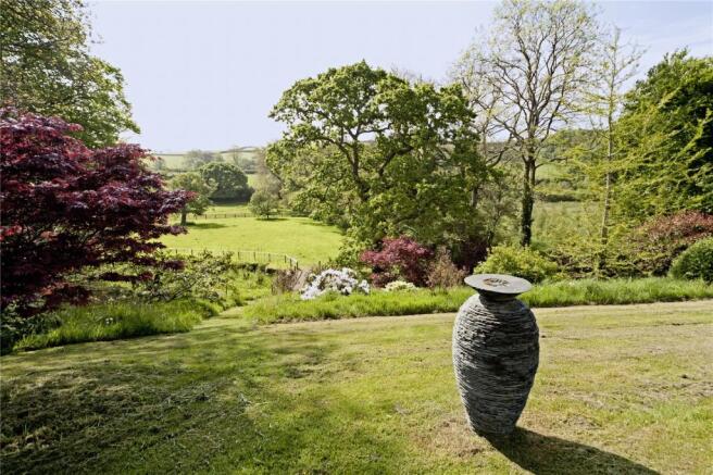 Gardens & Grounds