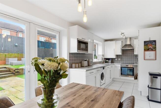 14 Heather Avenue, Withernsea12.jpg