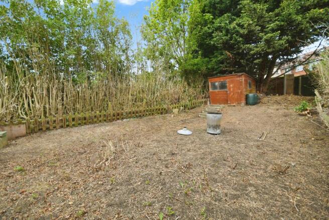4 bed Semi-Detached for sale Image 12