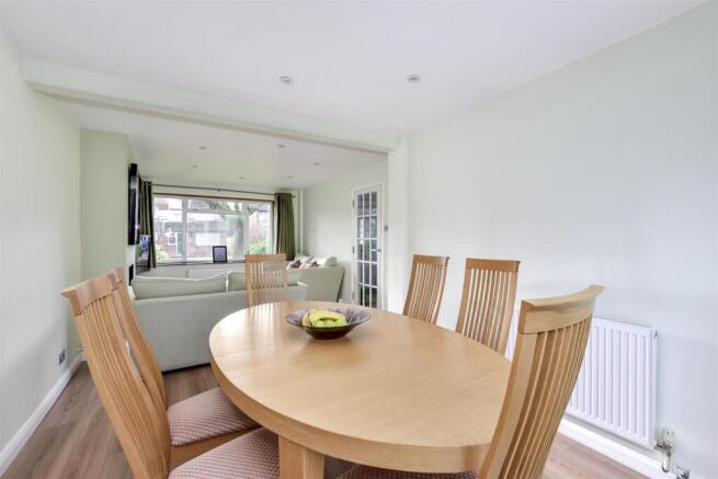 dining room 1.jpg