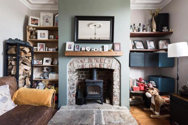 257WhitehouseLane(Interior)-2.jpg
