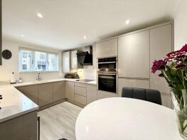 17, Magnolia Rise, Calne SN11 0QL