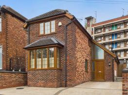 2a, George Road, Carlton NG4 3AE
