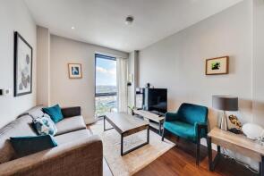 Flat 2001, 1 Avalon Point, Silvocea Way, London E14 0TZ