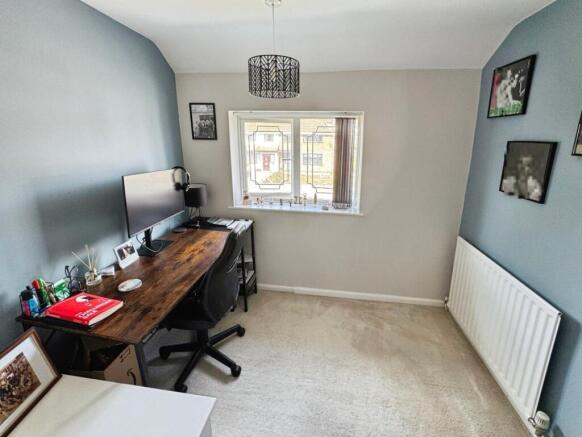 2f659926-Bedroom 203.jpg