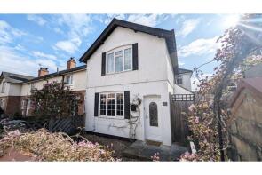 35, Kings Road, Aldershot GU11 3PH