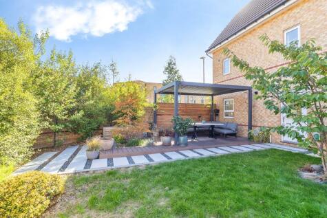 Peninsular Court, Brooklands, Milton Keynes