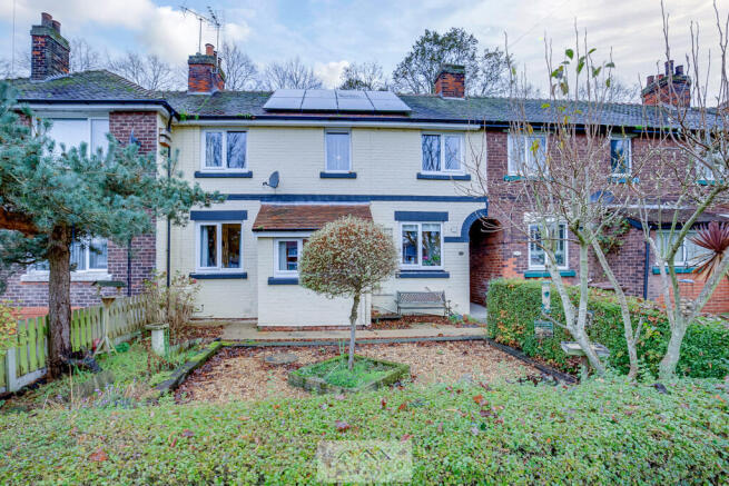 3-bed terraced on Forest Lane, Worksop, £140,000