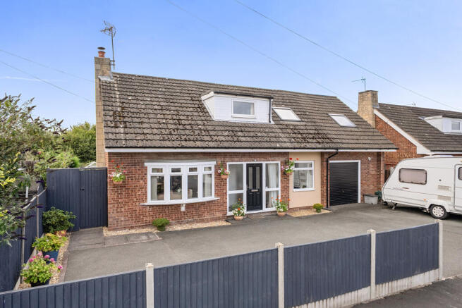 1502047-1-6a74fd0961554
