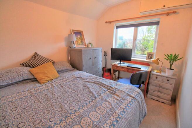BEDROOM 3 F