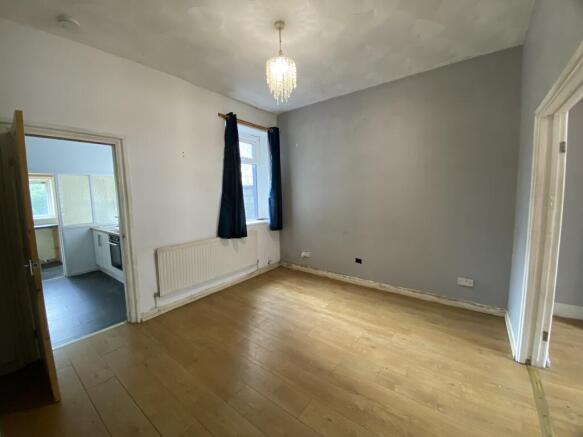 Commercial Street, Senghenydd photo 5