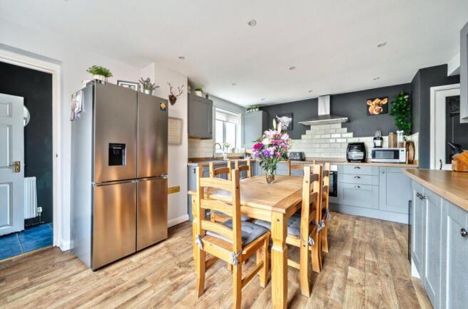 Kitchen/Dining Room