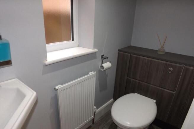 Cloakroom / WC