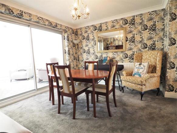 Spacious Dining Room 240