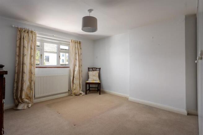 37 - Kates Cottage - GL54 3HE - Web - v2.jpg