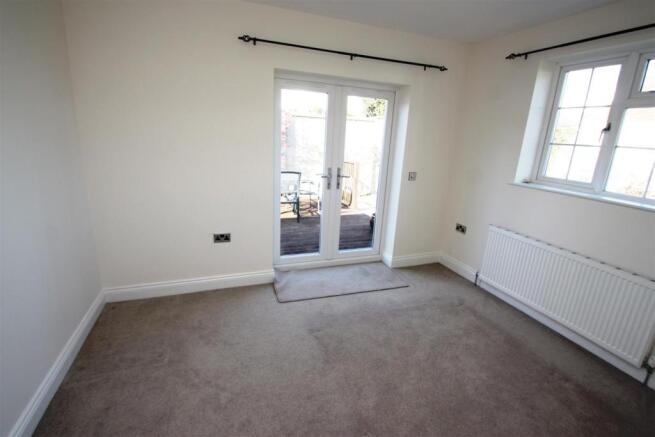 136 Netherhampton Ro