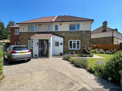 Trinity Close, Hounslow, TW4