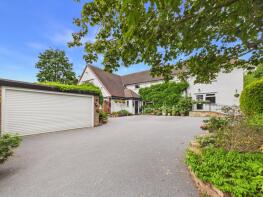 43, Wood Lane, Nottingham NG4 4AD