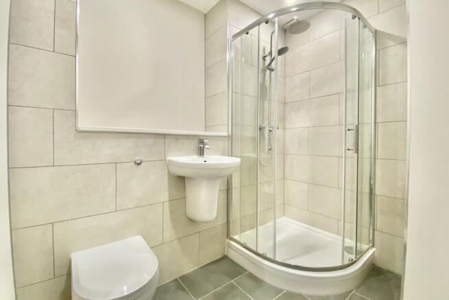 2 bed Apartment to rent Image 7
