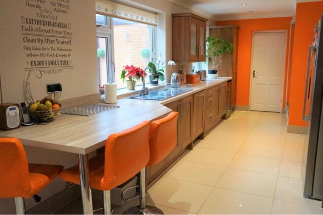 Kitchen/Breakfast